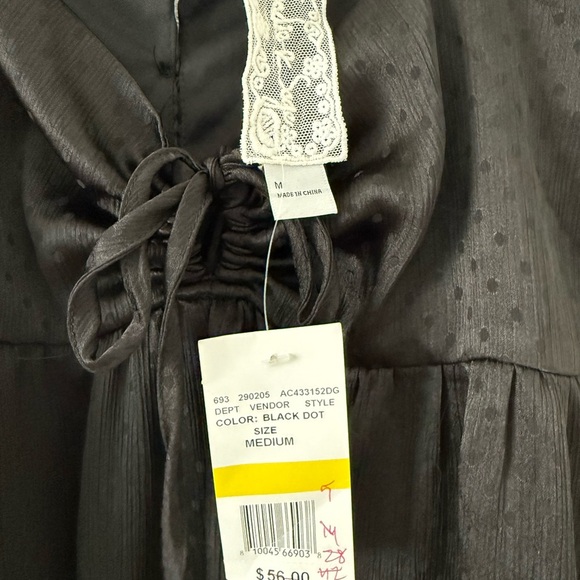 Sadie & Sage Black dress - Picture 4 of 5